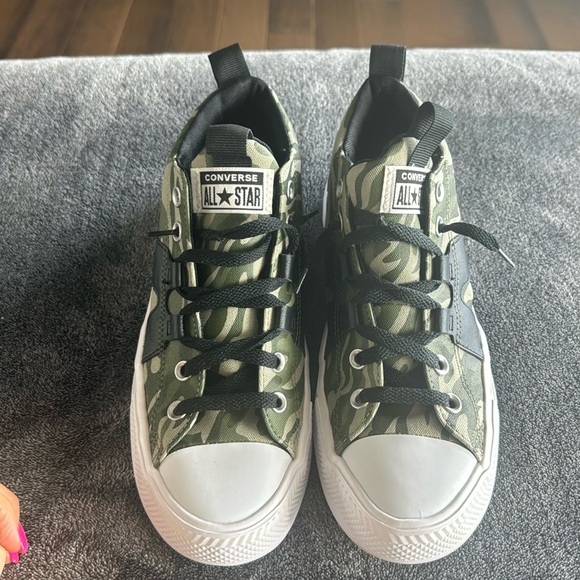 NWT Converse Chuck Taylor All Star Ultra 2 Sneaker - Kids' Size 7M Youth/ Kids - Picture 1 of 8